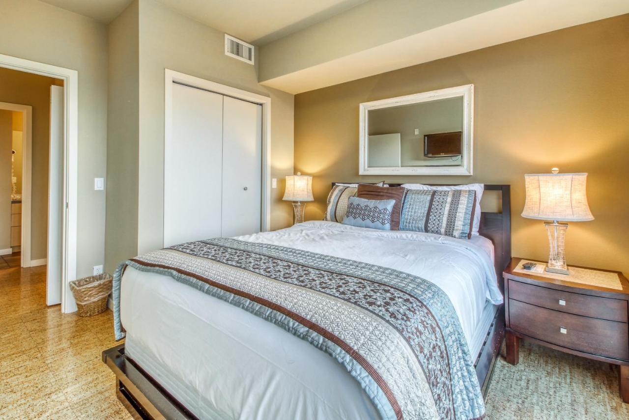 Chelan Resort Suites: Water Sunset Exterior foto
