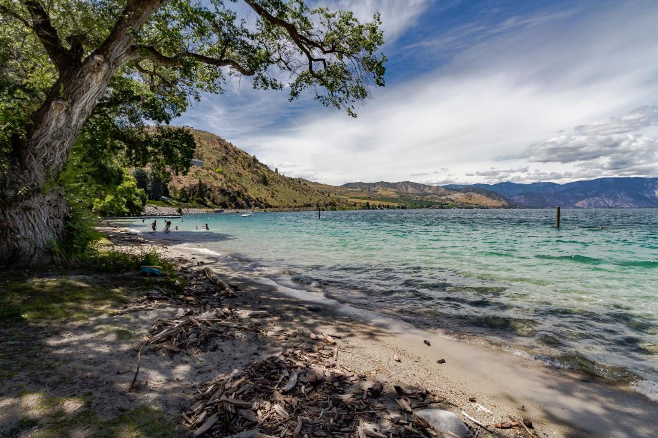 Chelan Resort Suites: Water Sunset Exterior foto
